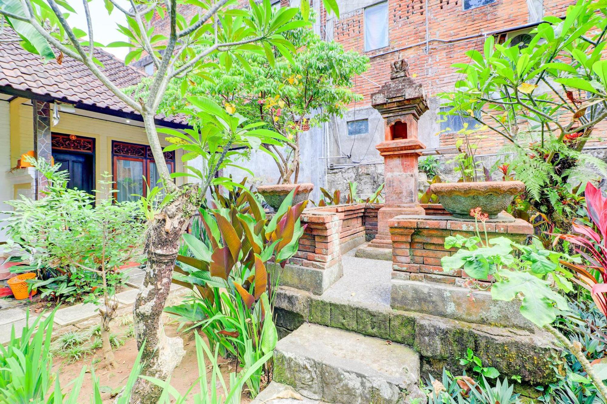 Hotel O Ubud Asri Homestay Near Monkey Forest Exterior photo